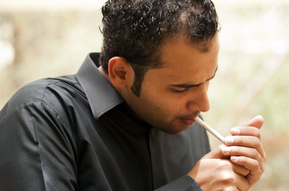 Smoking is a cause of bacterial prostatitis